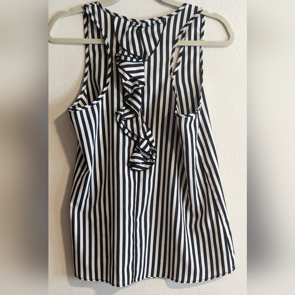 Everly Black And White Stripped Tank, Racer Back, Size Medium to Large - Picture 2 of 3
